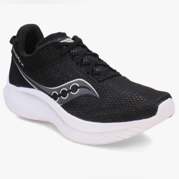 Saucony Shoes - Saucony NIB Kinvara 14 Black/White Women’s Size 6